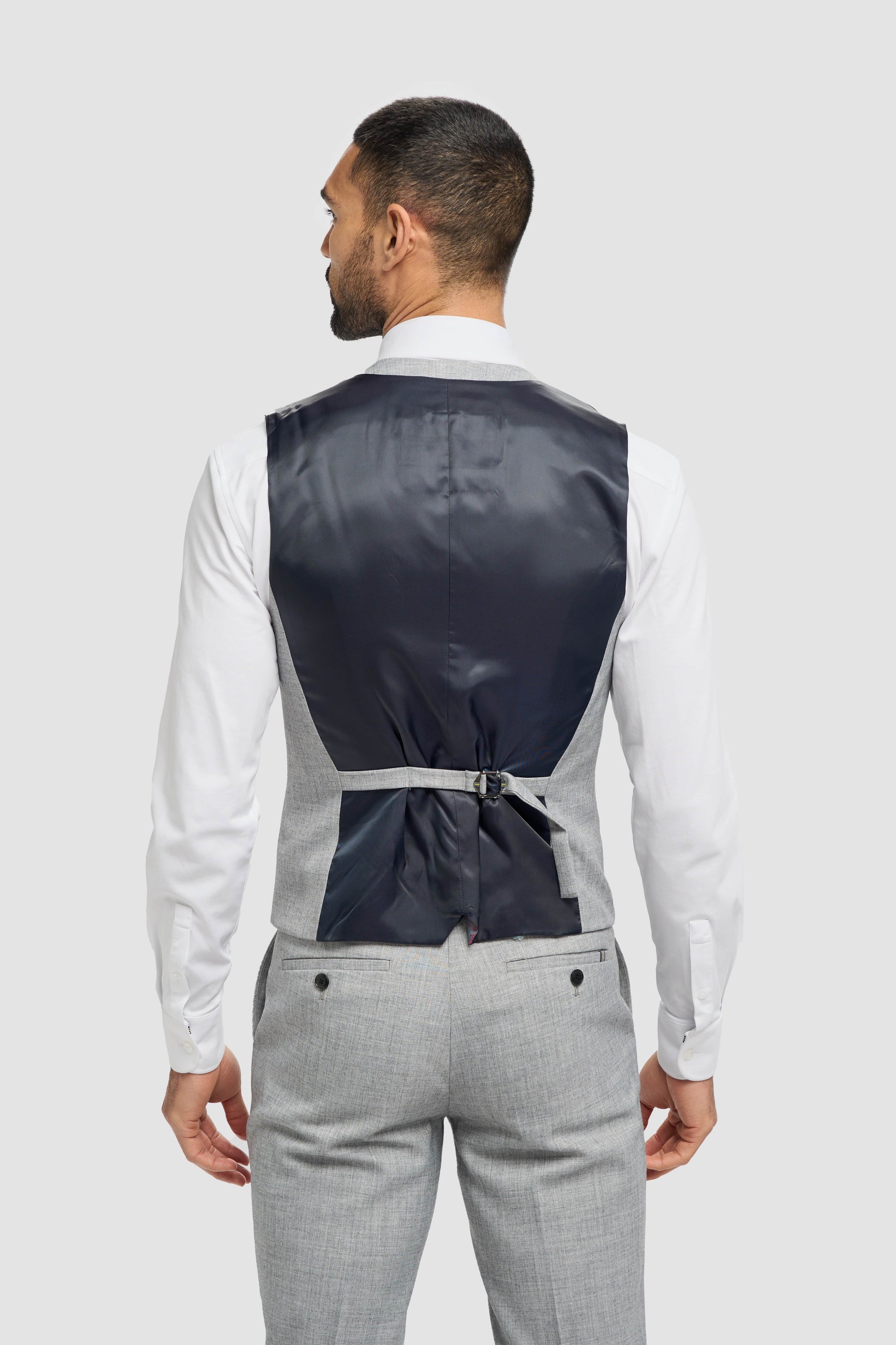 Malibu - Terno masculino cinza de 3 peças com corte sob medida