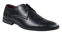 Sapatos masculinos clássicos de couro preto com cadarço, elegantes, casuais e formais, lisos e simples.