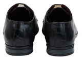 Sapatos masculinos clássicos de couro preto com cadarço, elegantes, casuais e formais, lisos e simples.