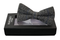 Gravata borboleta masculina Marc Darcy em tweed cinza com textura espinha de peixe, estilo vintage retrô.