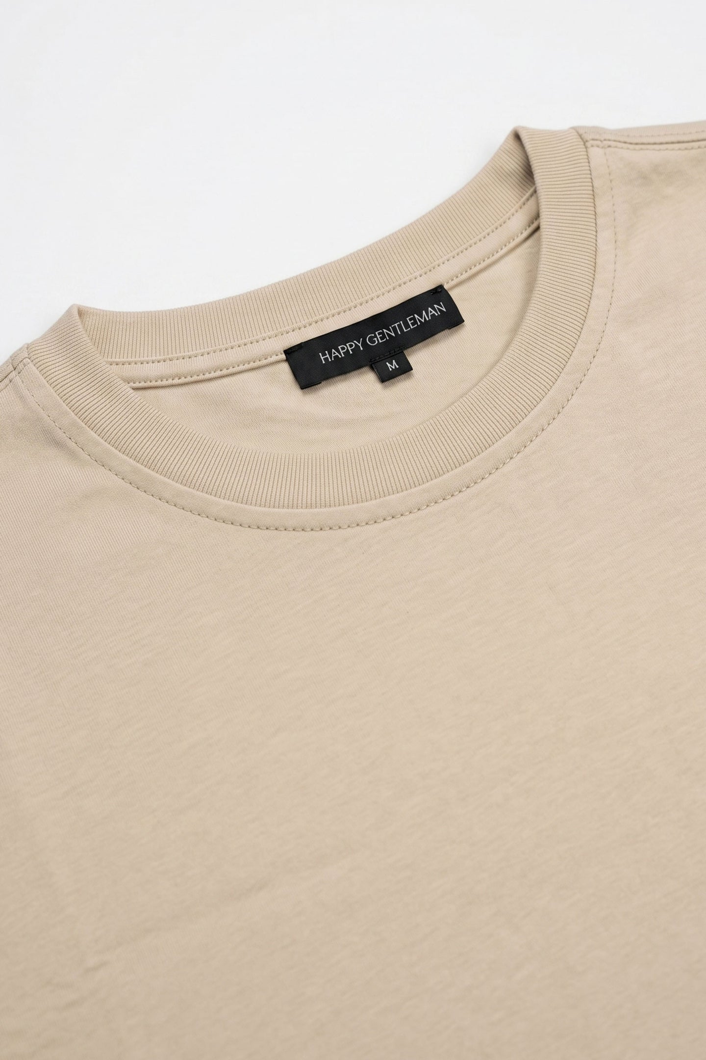 Camiseta masculina clássica bege em mistura de algodão