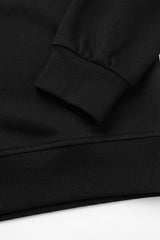 Moletom masculino preto de algodão misto com gola redonda e mangas compridas, estilo pulôver elástico.
