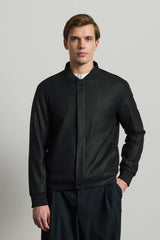 Jaqueta Bomber Masculina Preta Minimalista e Elegante