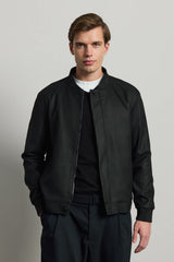 Jaqueta Bomber Masculina Preta Minimalista e Elegante