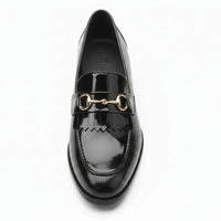 Mocassins masculinos pretos de verniz PU
