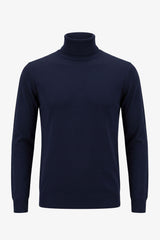 Suéter masculino de gola alta azul-marinho, em malha macia de viscose com mangas compridas.