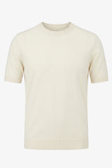 Camiseta masculina Off White de malha, modelagem regular, gola redonda e manga curta.