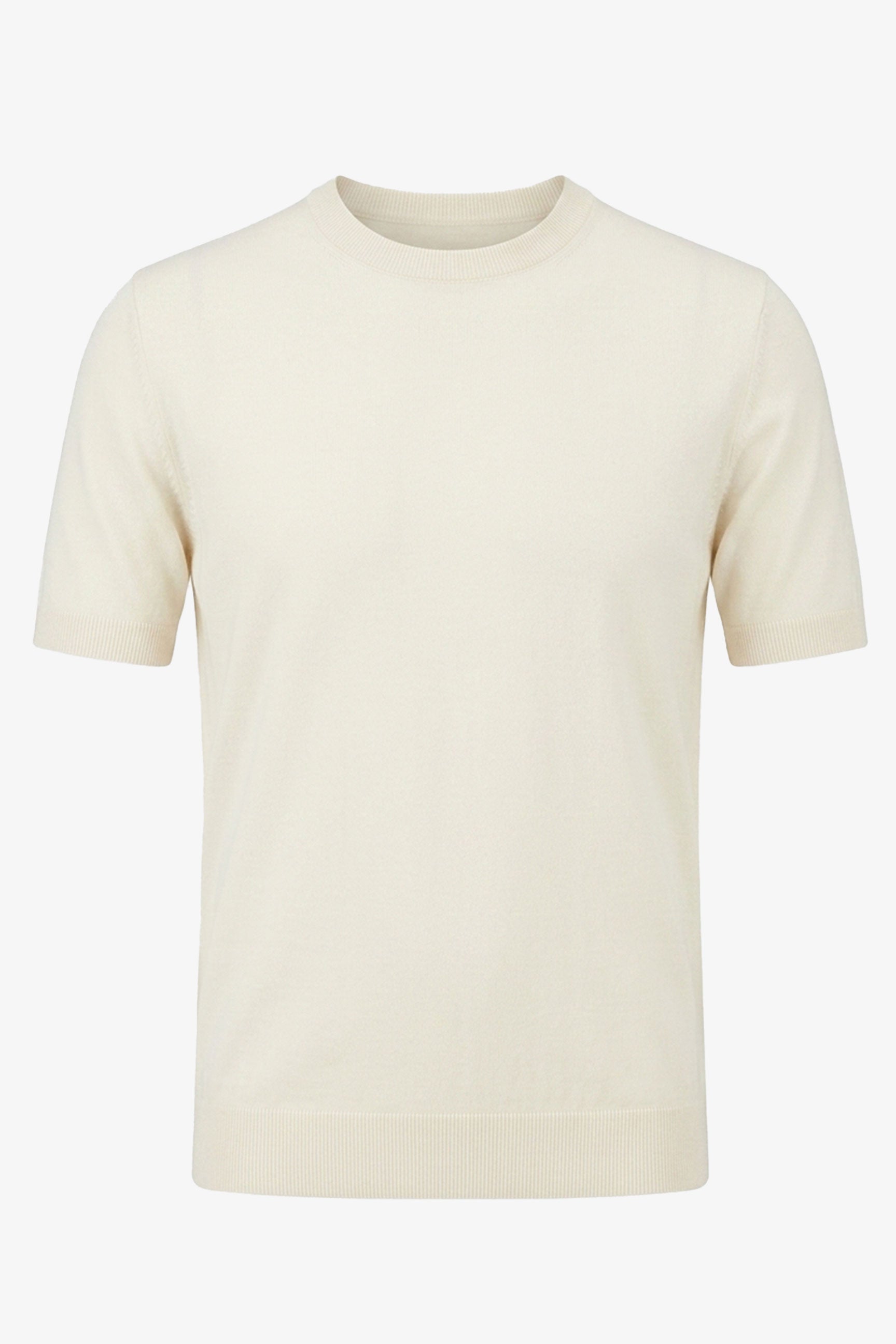 Camiseta masculina Off White de malha, modelagem regular, gola redonda e manga curta.