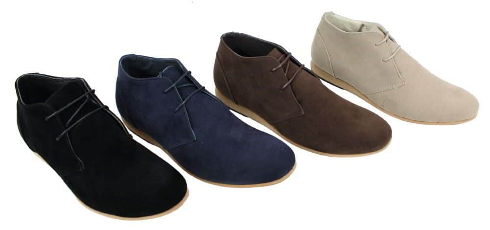 Botas masculinas estilo Chelsea de cano alto em camurça nas cores preto, bege, marrom e azul marinho.