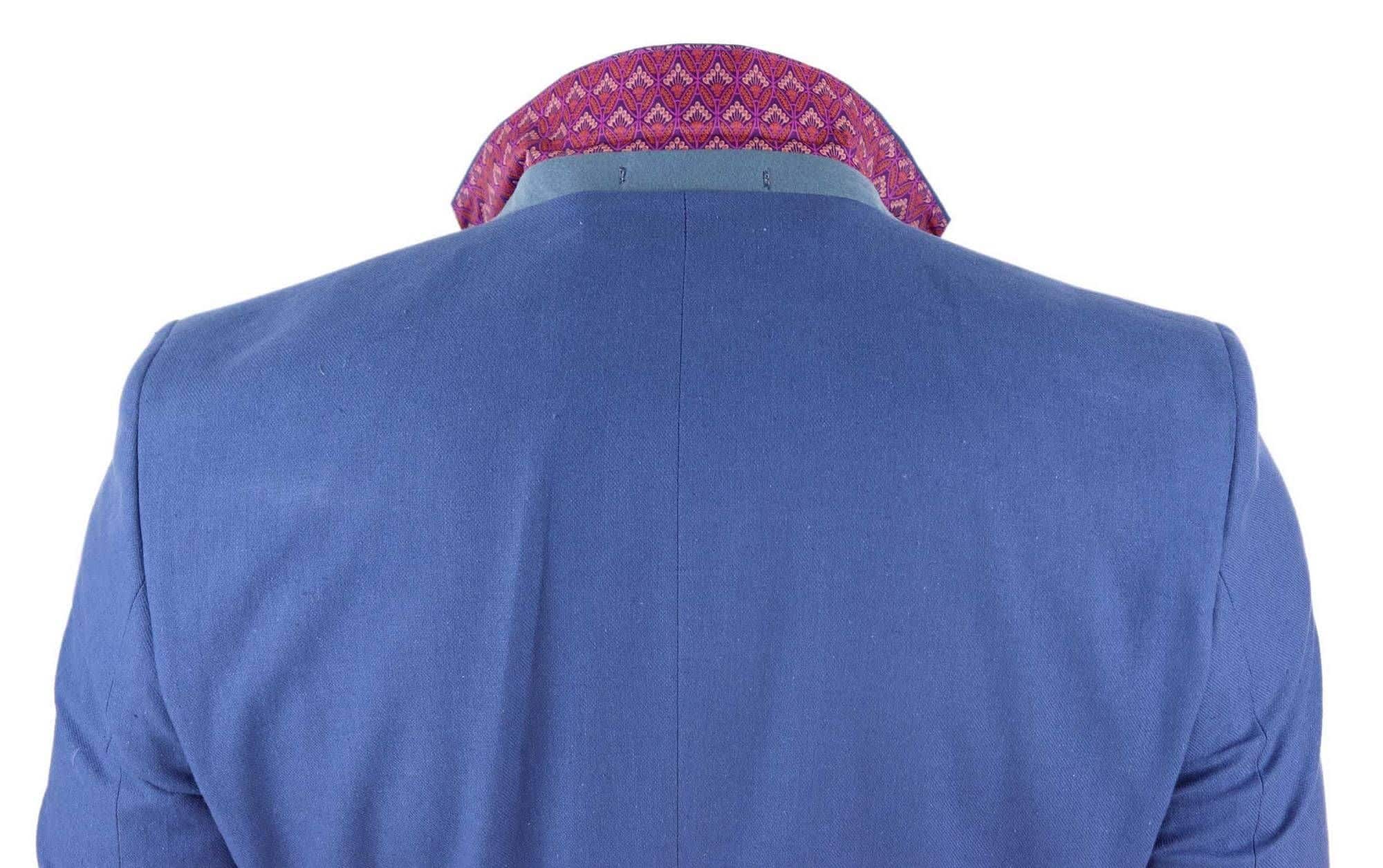 Terno masculino azul claro para o verão