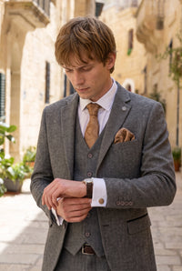 Conjunto de gravata masculina bronze com estampa paisley