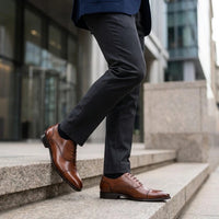 Sapatos Derby Masculinos de Couro Marrom Liso com Biqueira Reta