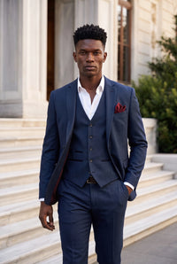 Lenço de bolso masculino em tweed de lã na cor bordô.