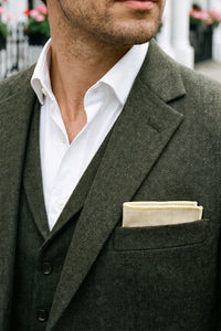 Lenço de bolso masculino em tweed champanhe com mistura de lã.