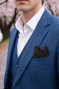 Lenço de bolso masculino em tweed de lã na cor carvão