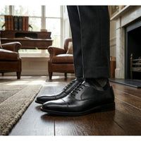 Sapatos Oxford Clássicos Masculinos com Biqueira Reta e Amarração