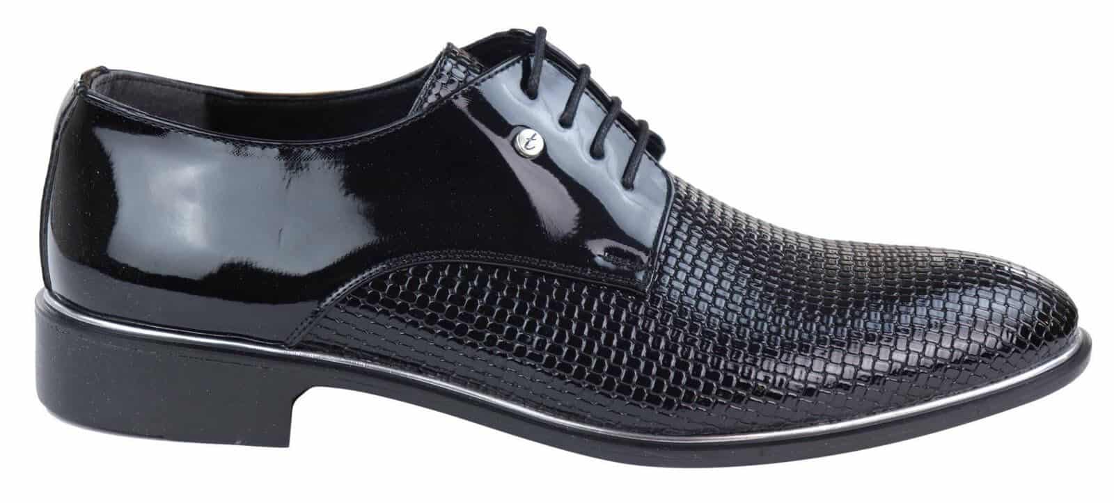 Sapatos masculinos clássicos com cadarço