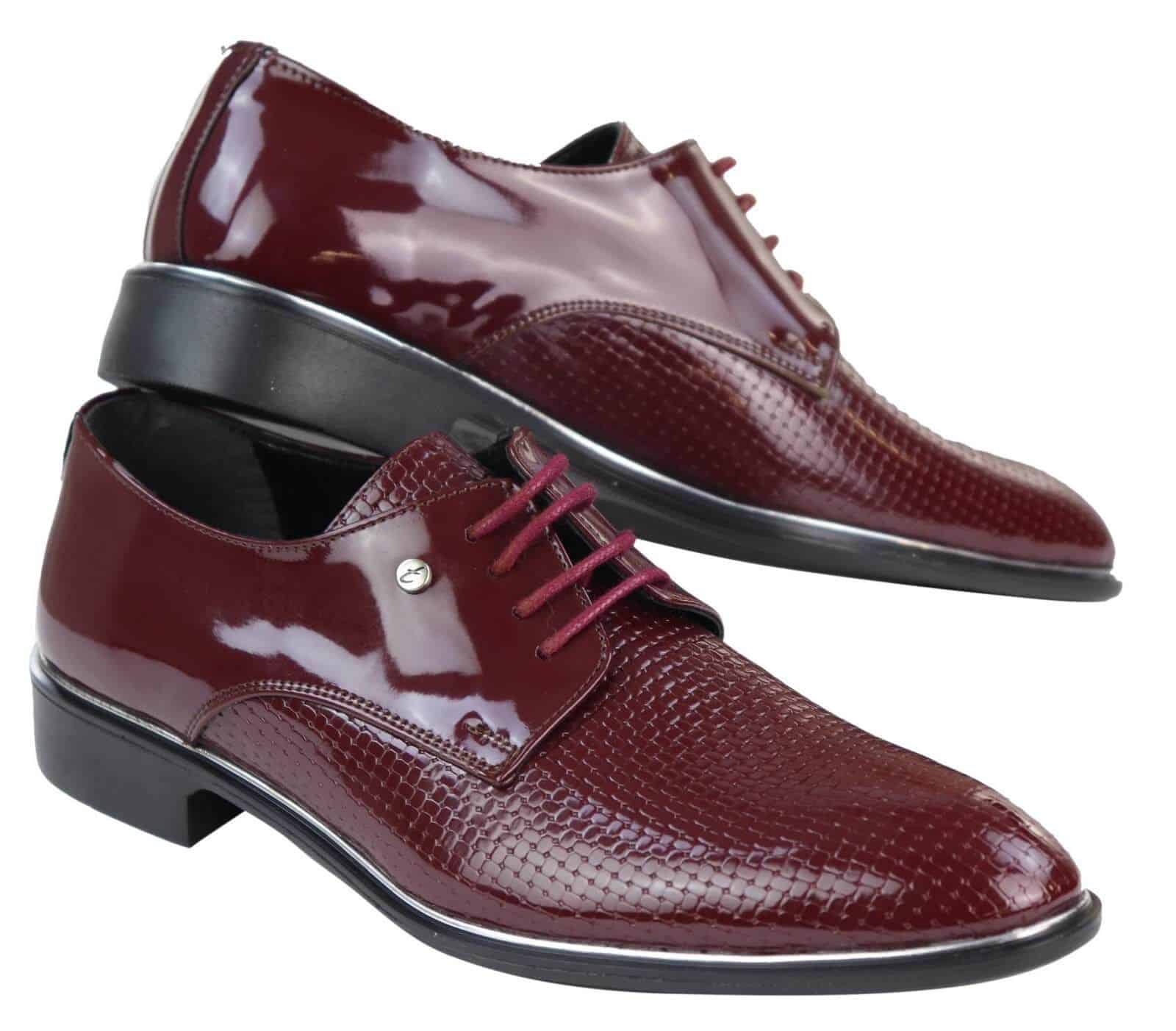 Sapatos masculinos clássicos com cadarço