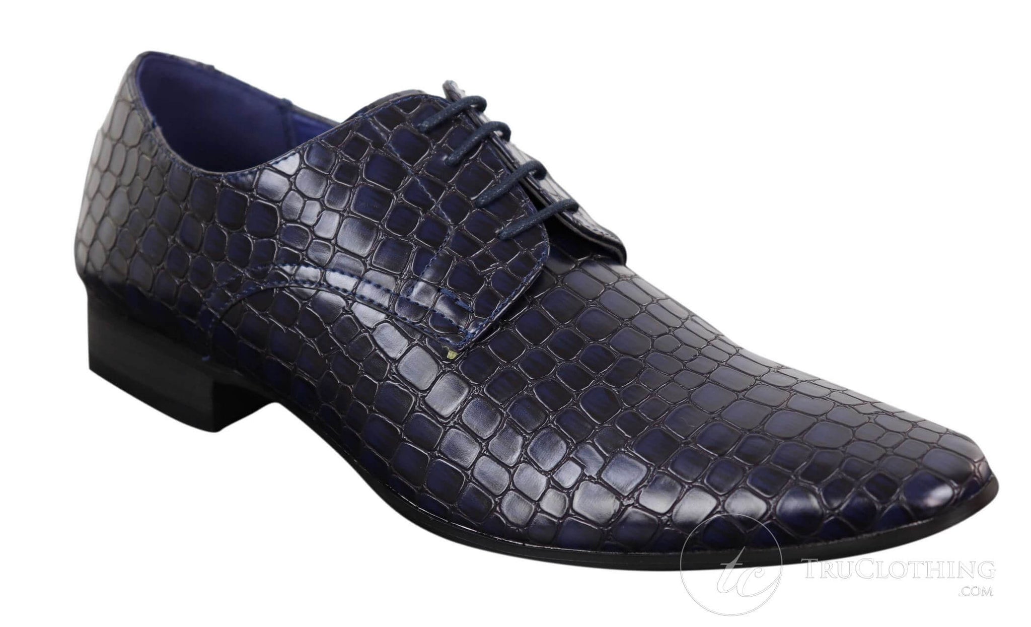 Sapatos masculinos com efeito de pele de crocodilo