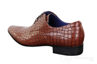 Sapatos masculinos com efeito de pele de crocodilo