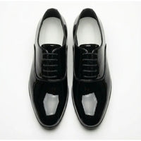 Sapatos Oxford masculinos formais em couro PU envernizado