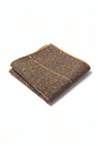 Lenço de bolso masculino em tweed dourado com mistura de lã.
