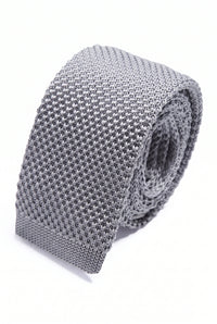 Gravata masculina cinza de malha lisa