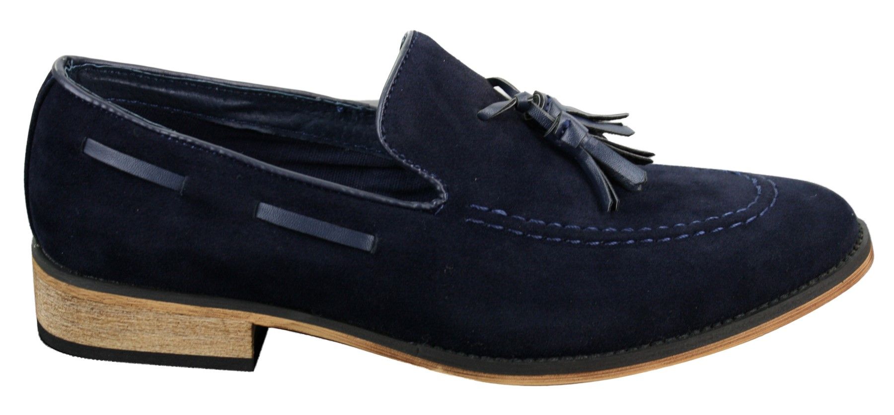 Mocassins masculinos italianos de couro camurça com borla, nas cores azul, preto e marrom.
