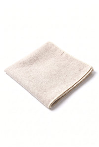 Lenço de bolso masculino em tweed de lã na cor marfim