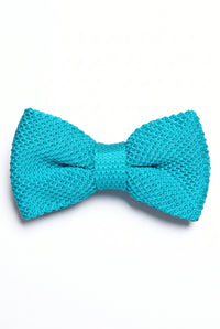 Gravata borboleta masculina azul-clara de tricô
