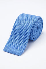 Gravata masculina azul-clara de tricô