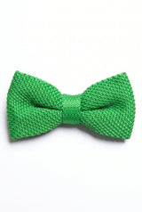 Gravata borboleta masculina verde-clara de tricô