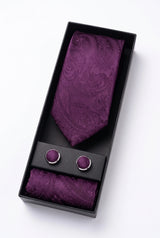 Conjunto de gravata masculina lilás com estampa paisley