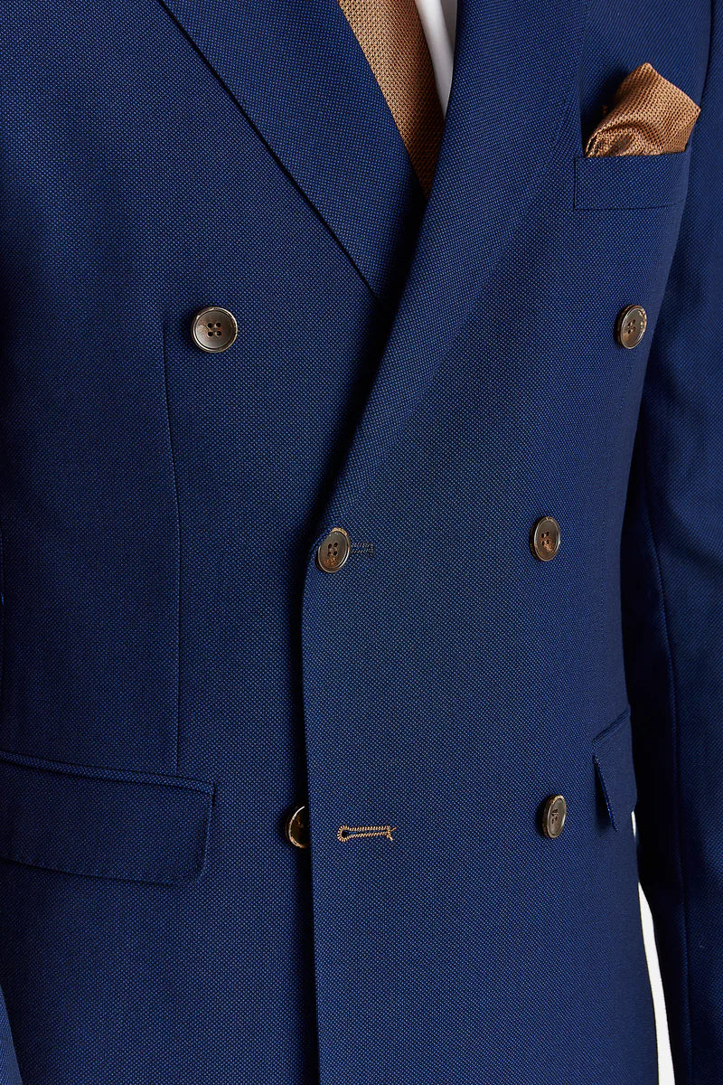 Blazer masculino azul-marinho com estampa olho de perdiz e abotoamento duplo.