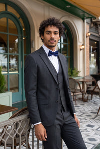 Gravata borboleta masculina em tweed azul-marinho com mistura de lã.