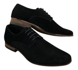 Sapatos masculinos casuais elegantes em camurça nobuck, nas cores azul marinho, marrom e preto.