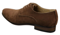 Sapatos masculinos casuais elegantes em camurça nobuck, nas cores azul marinho, marrom e preto.