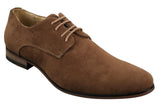 Sapatos masculinos casuais elegantes em camurça nobuck, nas cores azul marinho, marrom e preto.