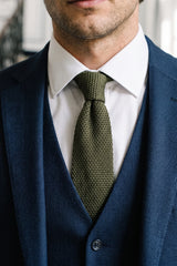Gravata masculina de malha verde-oliva
