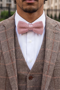 Gravata borboleta masculina rosa de tricô
