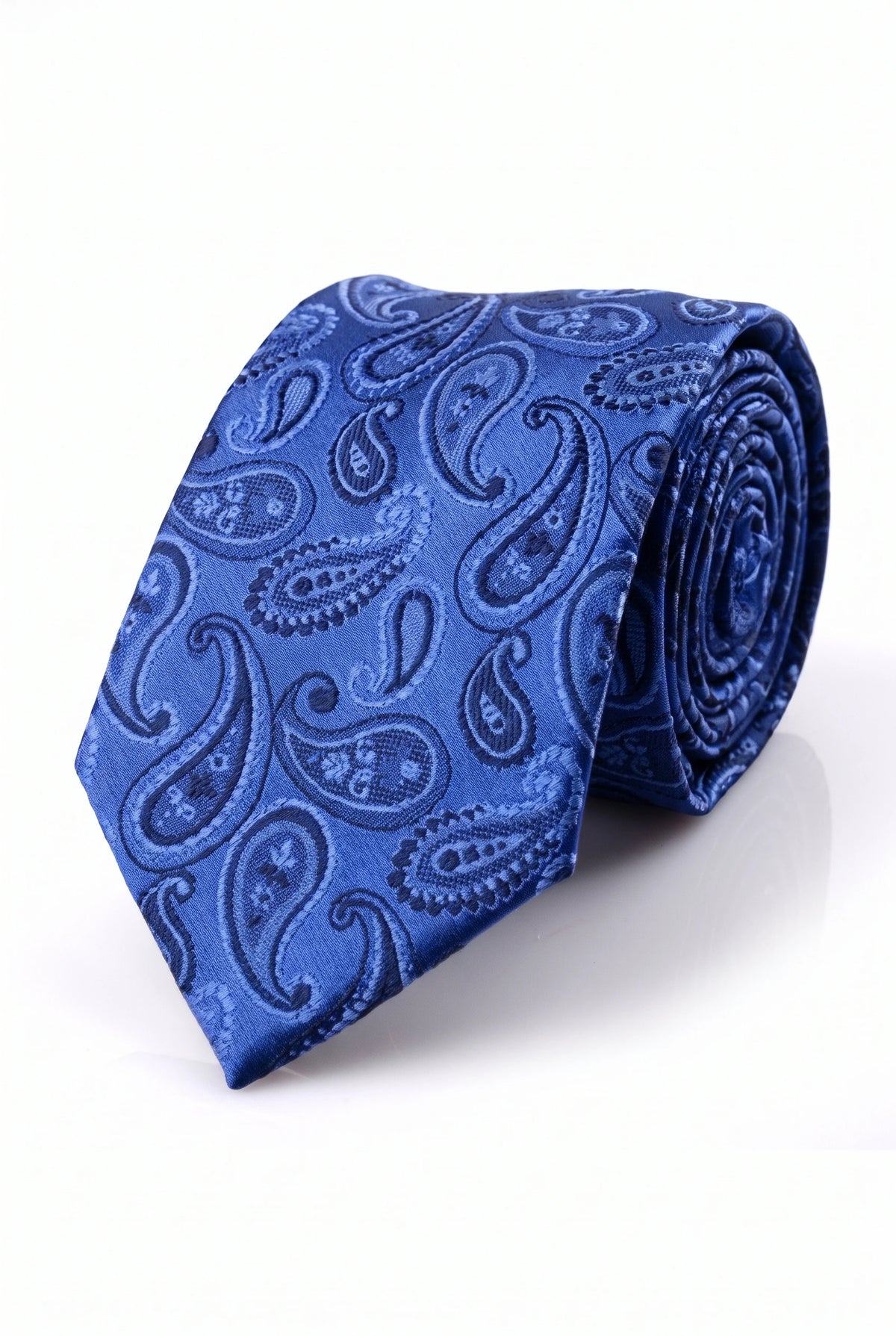 Gravata masculina azul royal com estampa paisley