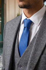 Gravata masculina azul royal texturizada