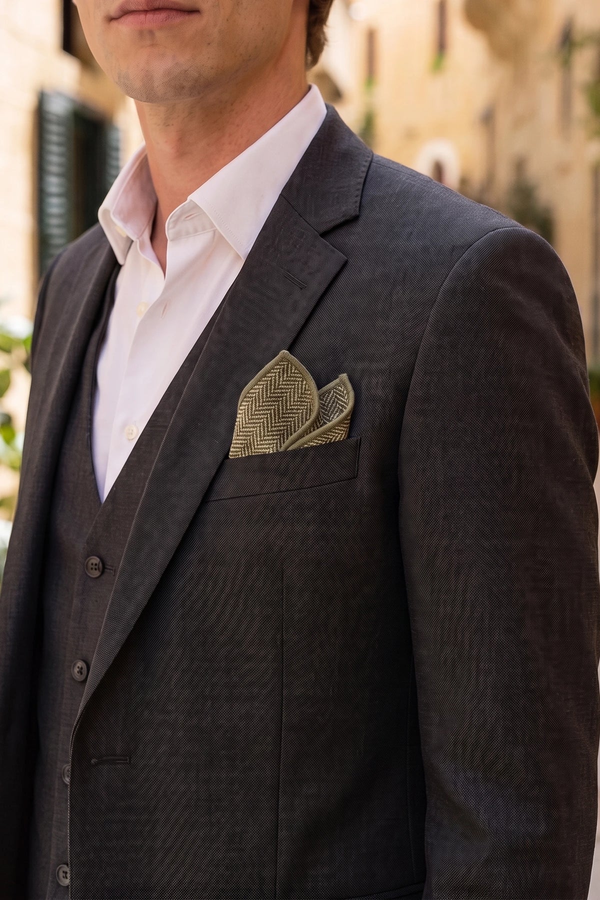 Lenço de bolso masculino em tweed verde sálvia com mistura de lã.