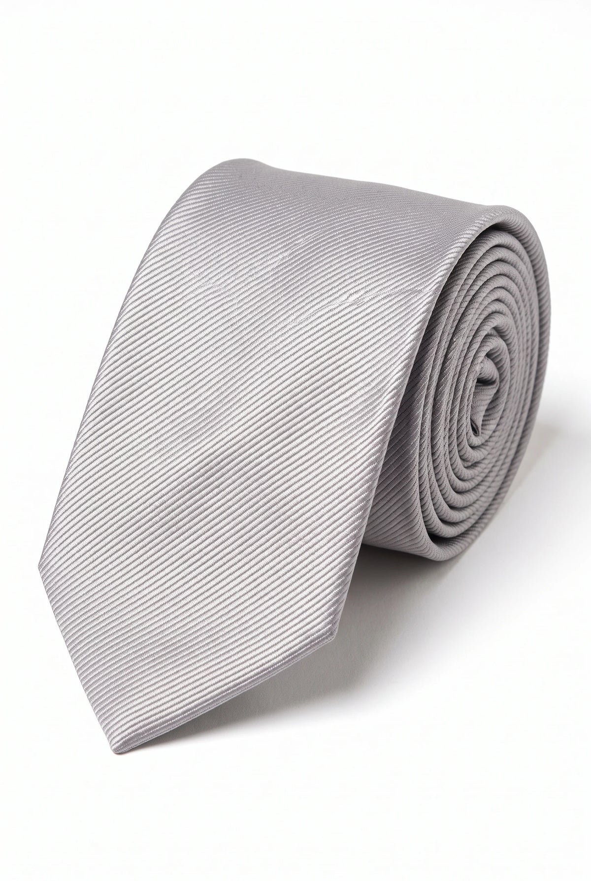 Gravata masculina slim prateada de cor sólida com 6 cm de largura