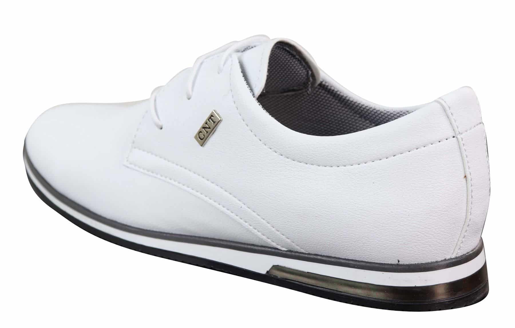 Sapatos masculinos casuais elegantes em couro PU