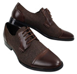 Sapatos masculinos casuais elegantes com cadarço em tweed e couro, estilo vintage retrô.
