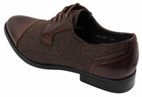 Sapatos masculinos casuais elegantes com cadarço em tweed e couro, estilo vintage retrô.