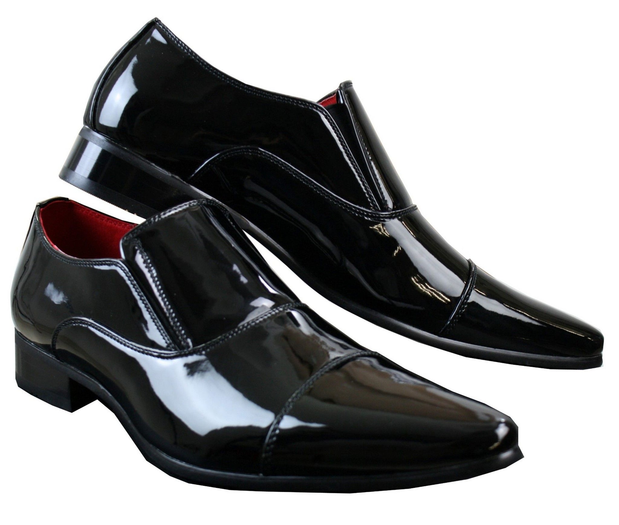 Sapatos sociais masculinos elegantes, brancos, de verniz brilhante, com forro de couro italiano.