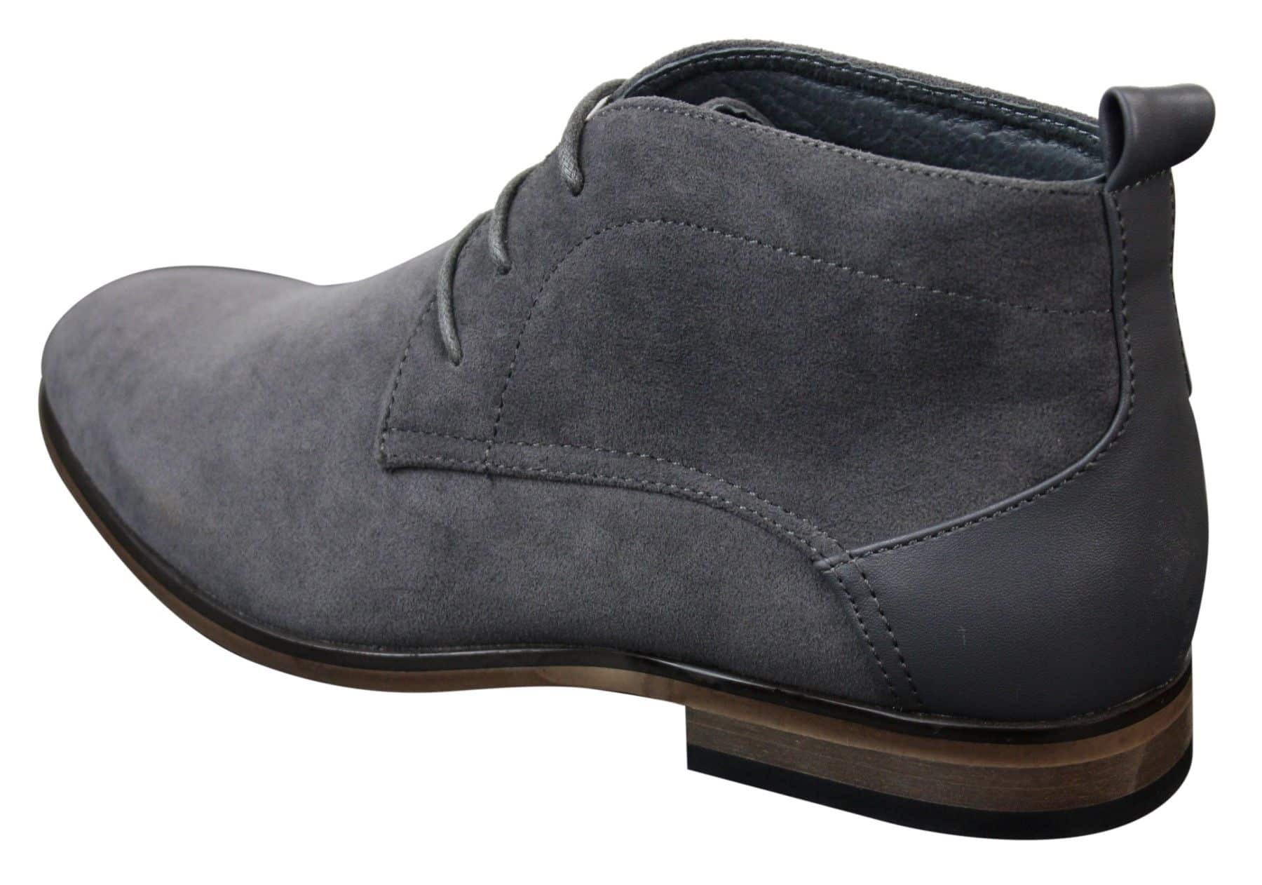 Botas masculinas de camurça estilo deserto, cano curto, nas cores vermelho, cinza, marrom e azul. Elegantes e casuais, em couro com cadarço.