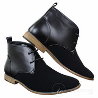 Botas Chelsea de cano curto masculinas em camurça preta com cadarço, estilo elegante e casual.